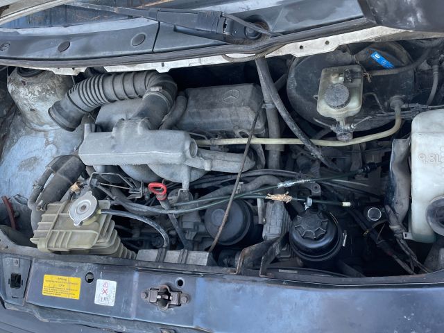 bontott MERCEDES-BENZ V-CLASS Motor (Fűzött blokk hengerfejjel)