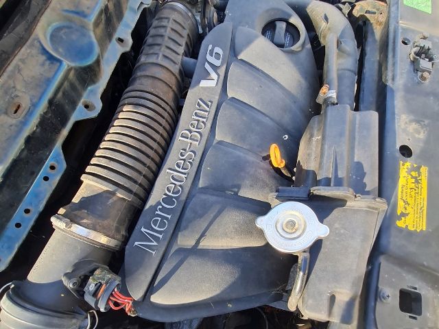 bontott MERCEDES-BENZ V-CLASS Motor (Fűzött blokk hengerfejjel)