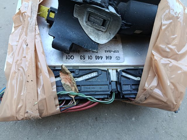 bontott MERCEDES-BENZ VANEO Motorvezérlő