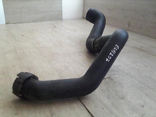 bontott MERCEDES-BENZ VANEO Turbócső