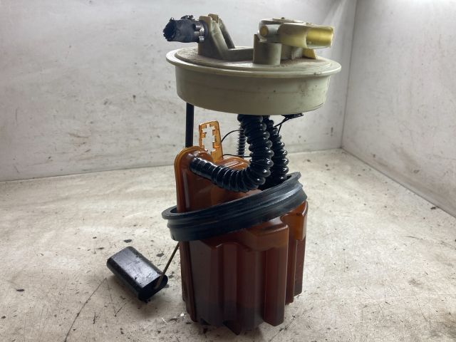 bontott MERCEDES-BENZ VANEO Üzemanyag Szivattyú