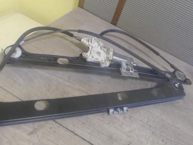 bontott MERCEDES-BENZ VANEO Bal első Ablakemelő Szerkezet (Elektromos)