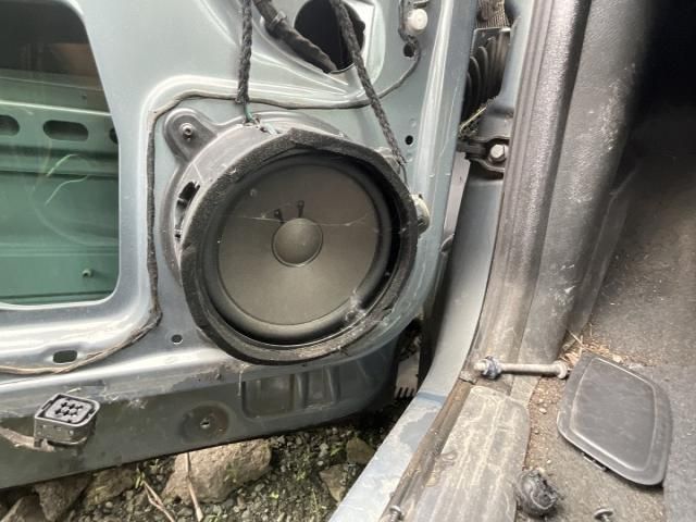 bontott MERCEDES-BENZ VANEO Bal első Hangszóró