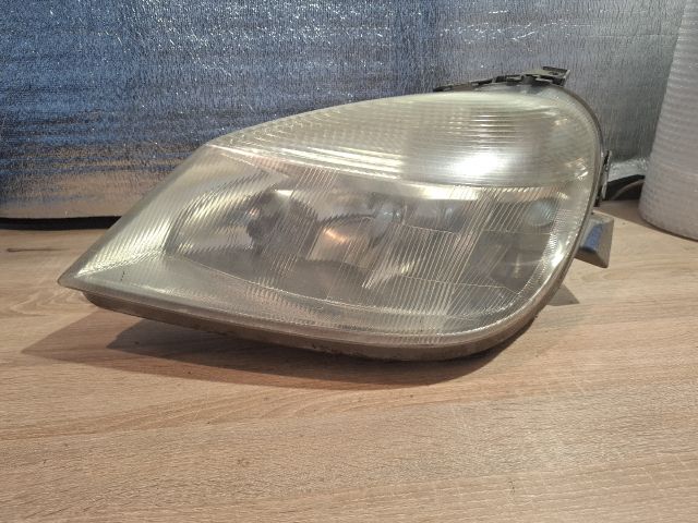 bontott MERCEDES-BENZ VANEO Bal Fényszóró