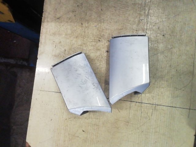 bontott MERCEDES-BENZ VANEO Bal Hátsó Lámpa Bajusz Díszléc