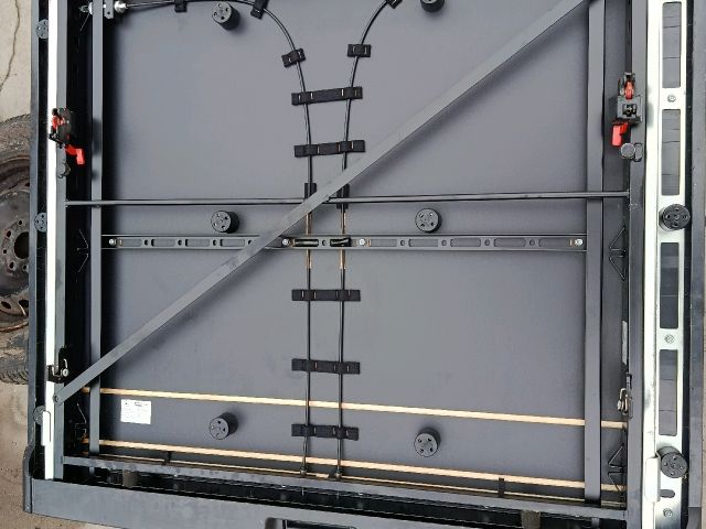 bontott MERCEDES-BENZ VANEO Csomagtér Tálca