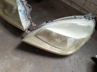 bontott MERCEDES-BENZ VANEO Fényszóró Pár