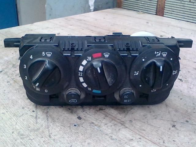 bontott MERCEDES-BENZ VANEO Fűtéskapcsoló