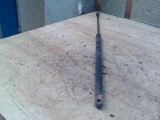 bontott MERCEDES-BENZ VANEO Gázrugós Kitámasztó Teleszkóp Csomagtérajtó Bal