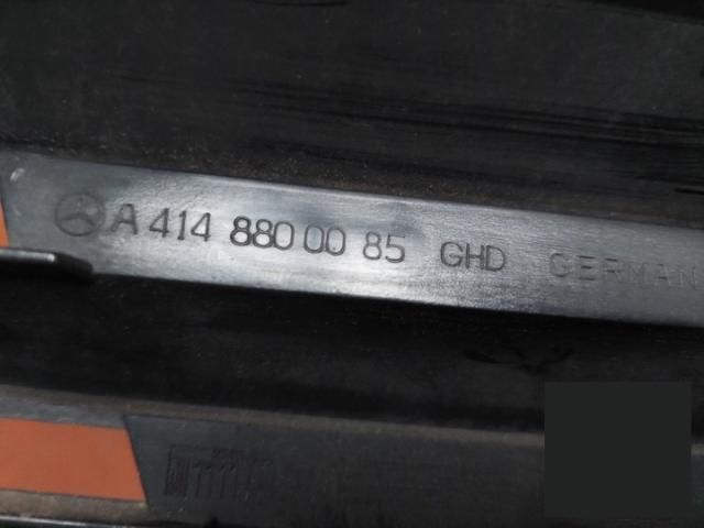 bontott MERCEDES-BENZ VANEO Hűtőrács