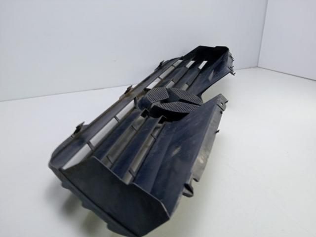 bontott MERCEDES-BENZ VANEO Hűtőrács