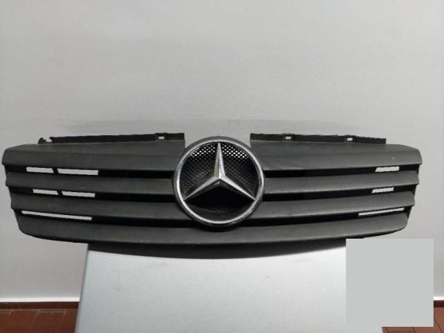 bontott MERCEDES-BENZ VANEO Hűtőrács