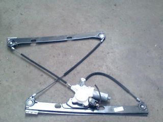 bontott MERCEDES-BENZ VANEO Jobb első Ablakemelő Szerkezet (Elektromos)