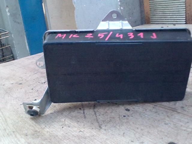 bontott MERCEDES-BENZ VANEO Jobb Térdlégzsák