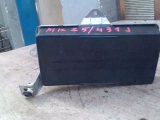 bontott MERCEDES-BENZ VANEO Jobb Térdlégzsák