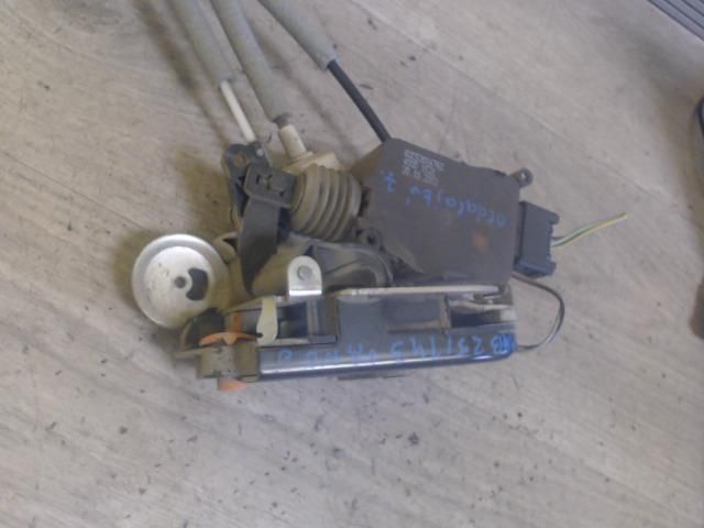 bontott MERCEDES-BENZ VANEO Jobb Tolóajtó Zárszerkezet