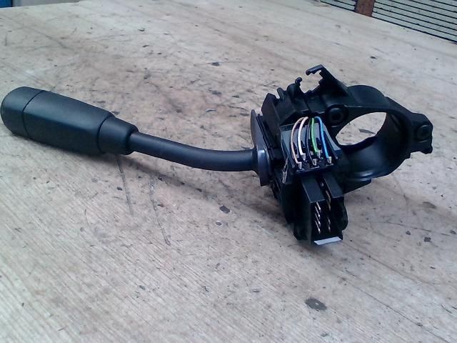 bontott MERCEDES-BENZ VANEO Komplett Kormánykapcsoló (Bajuszkapcsoló)