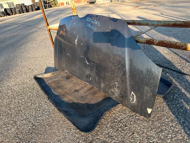 bontott MERCEDES-BENZ VANEO Motorháztető