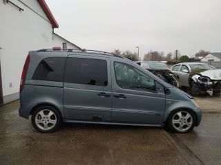 bontott MERCEDES-BENZ VANEO Tankajtó