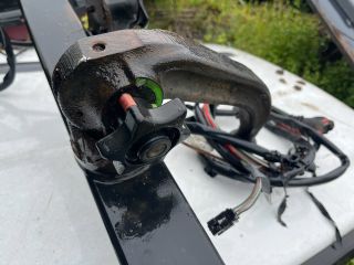 bontott MERCEDES-BENZ VANEO Vonóhorog