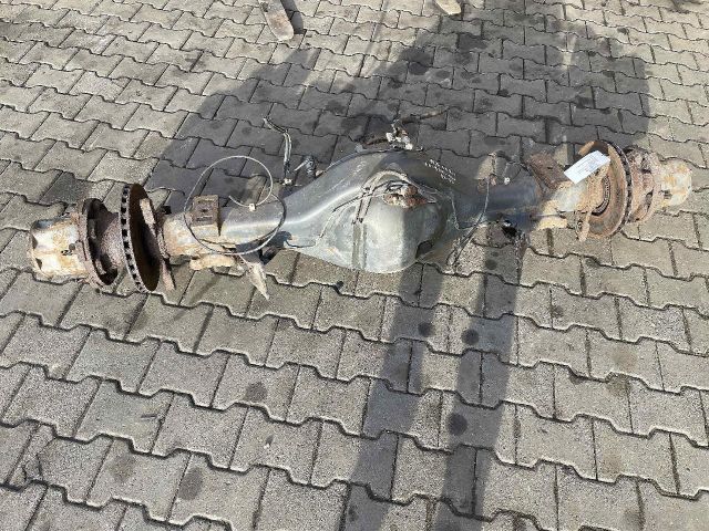 bontott MERCEDES-BENZ VARIO Hátsó Bölcső