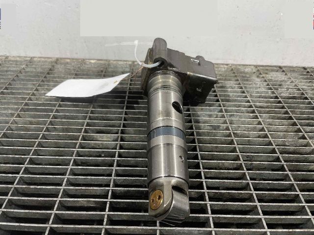 bontott MERCEDES-BENZ VARIO Porlasztó (1 db)