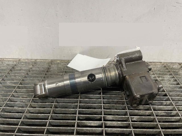 bontott MERCEDES-BENZ VARIO Porlasztó (1 db)