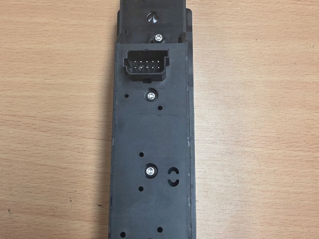 bontott MERCEDES-BENZ VIANO Ablakemelő és Tükör Kapcsoló