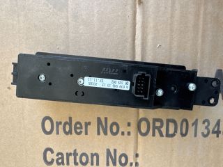 bontott MERCEDES-BENZ VIANO Ablakemelő Kapcsoló Négyes / Kettes