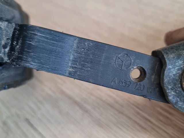 bontott MERCEDES-BENZ VIANO Bal első Ajtóhatároló