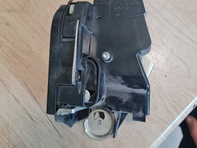 bontott MERCEDES-BENZ VIANO Bal első Ajtózár