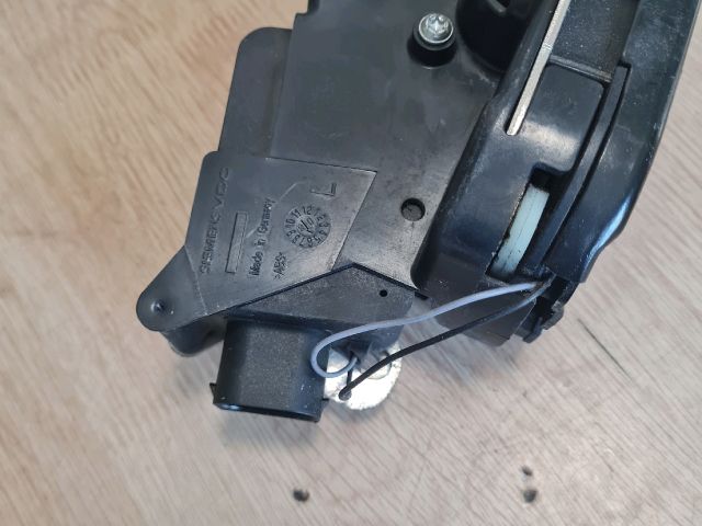 bontott MERCEDES-BENZ VIANO Bal első Ajtózár