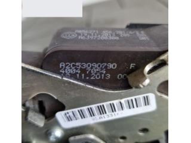 bontott MERCEDES-BENZ VIANO Bal első Ajtózár