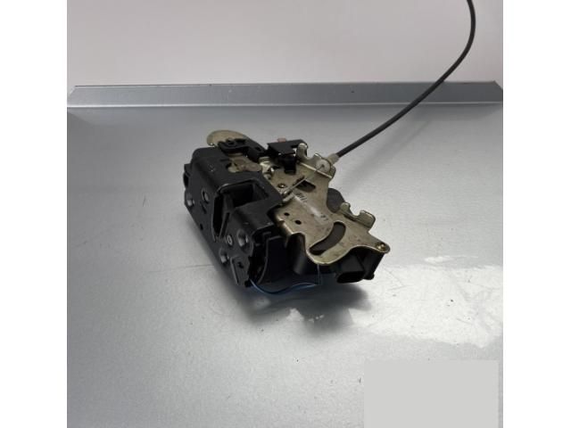 bontott MERCEDES-BENZ VIANO Bal első Ajtózár