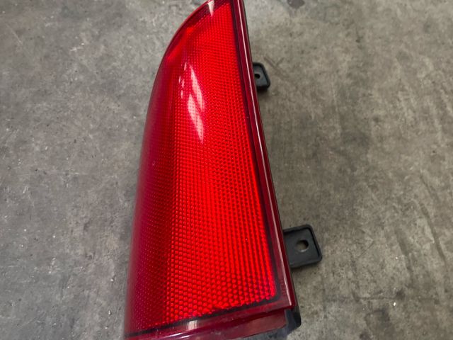 bontott MERCEDES-BENZ VIANO Bal hátsó Prizma