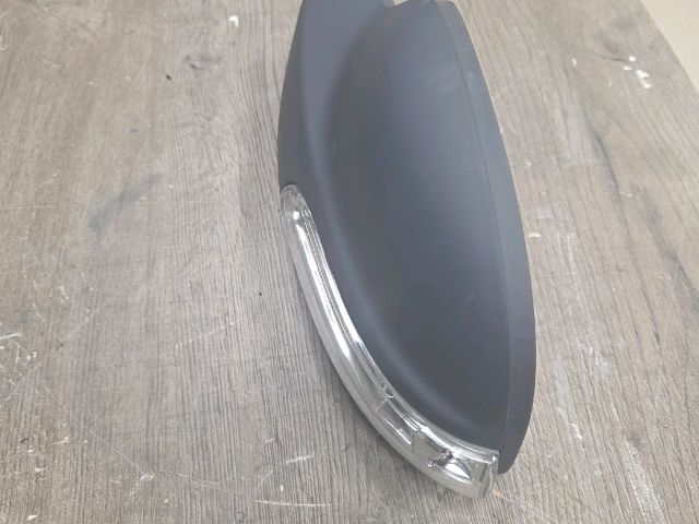 bontott MERCEDES-BENZ VIANO Bal Visszapillantó Tükör Burkolat