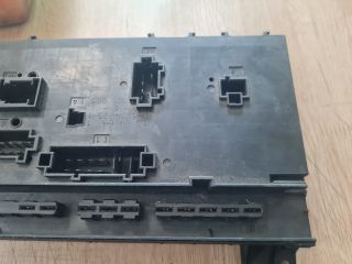 bontott MERCEDES-BENZ VIANO Biztosítéktábla Motortér