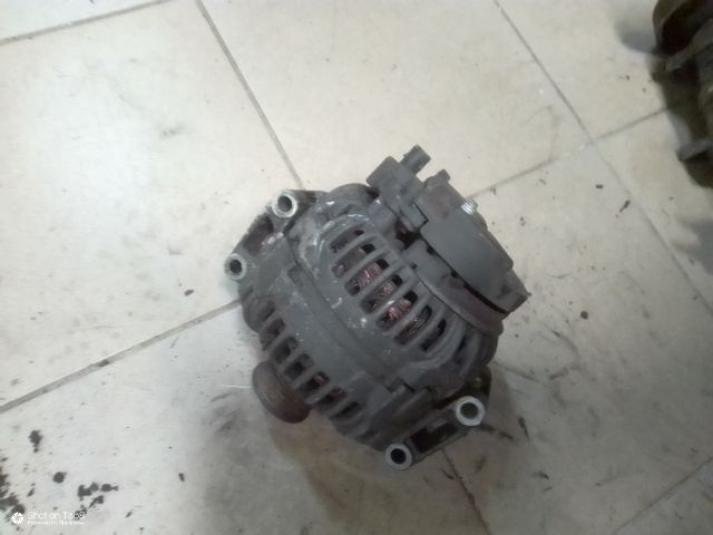 bontott MERCEDES-BENZ VIANO Generátor