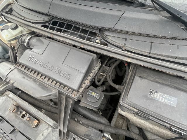 bontott MERCEDES-BENZ VIANO Motor (Fűzött blokk hengerfejjel)