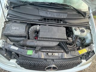 bontott MERCEDES-BENZ VIANO Motor (Fűzött blokk hengerfejjel)