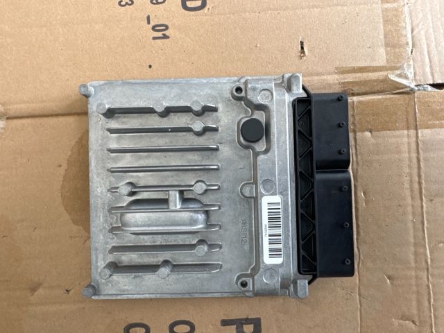 bontott MERCEDES-BENZ VIANO Motorvezérlő