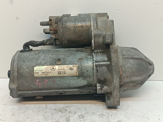 bontott MERCEDES-BENZ VIANO Önindító