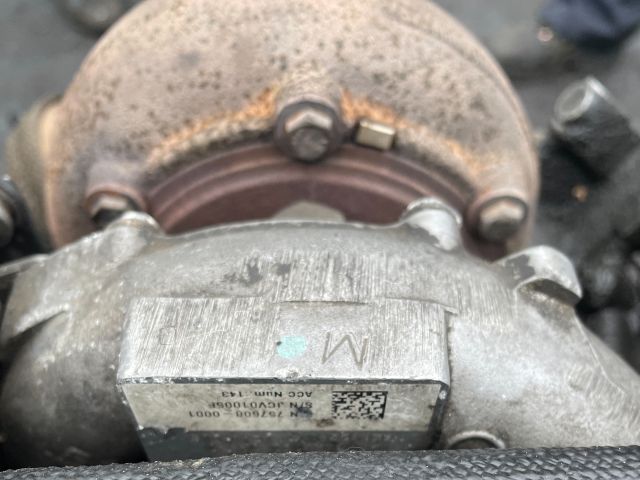 bontott MERCEDES-BENZ VIANO Motor (Fűzött blokk hengerfejjel)