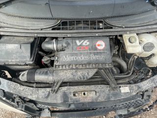 bontott MERCEDES-BENZ VIANO Motor (Fűzött blokk hengerfejjel)