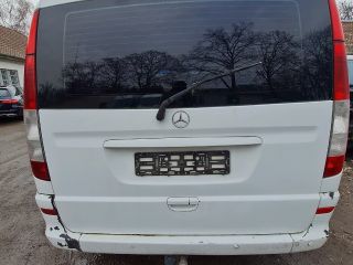 bontott MERCEDES-BENZ VIANO Csomagtérajtó (Részeivel)