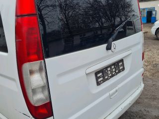 bontott MERCEDES-BENZ VIANO Csomagtérajtó (Részeivel)