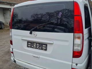 bontott MERCEDES-BENZ VIANO Csomagtérajtó (Részeivel)