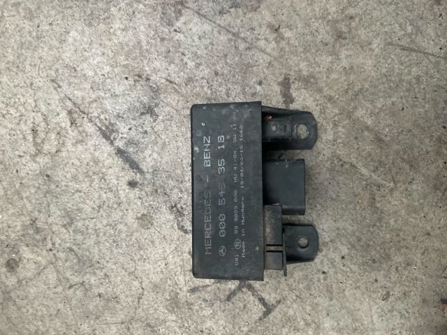 bontott MERCEDES-BENZ VIANO Izzító Relé