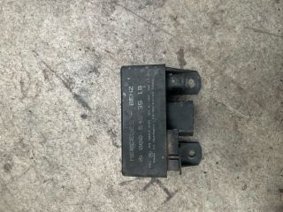 bontott MERCEDES-BENZ VIANO Izzító Relé