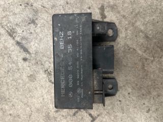 bontott MERCEDES-BENZ VIANO Izzító Relé